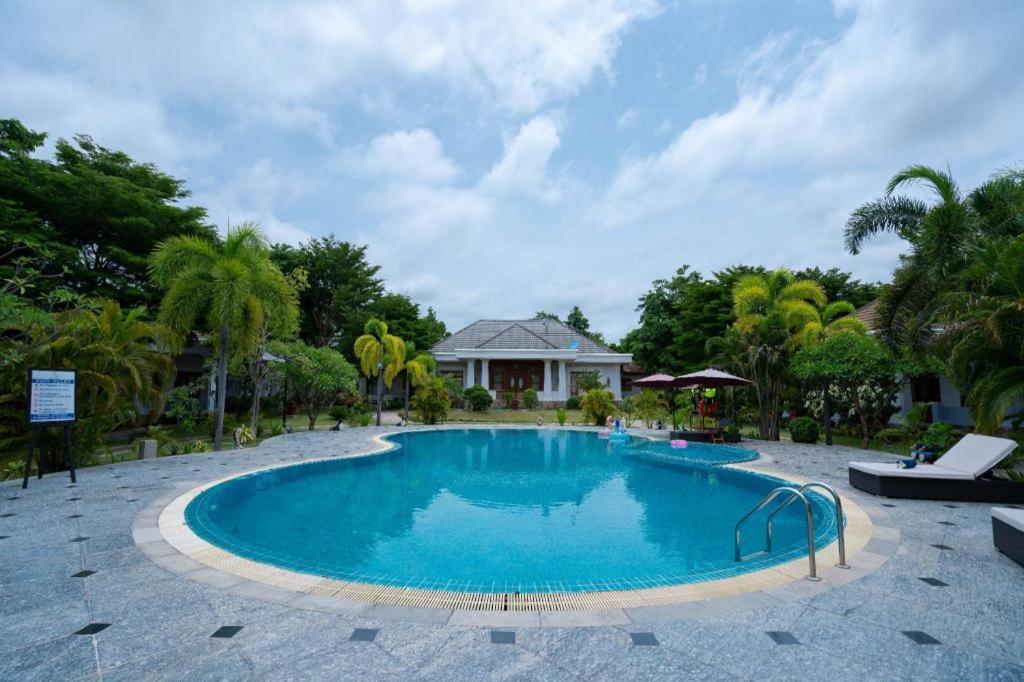 Hotel Max Nay Pyi Taw Naypyidaw Buitenkant foto