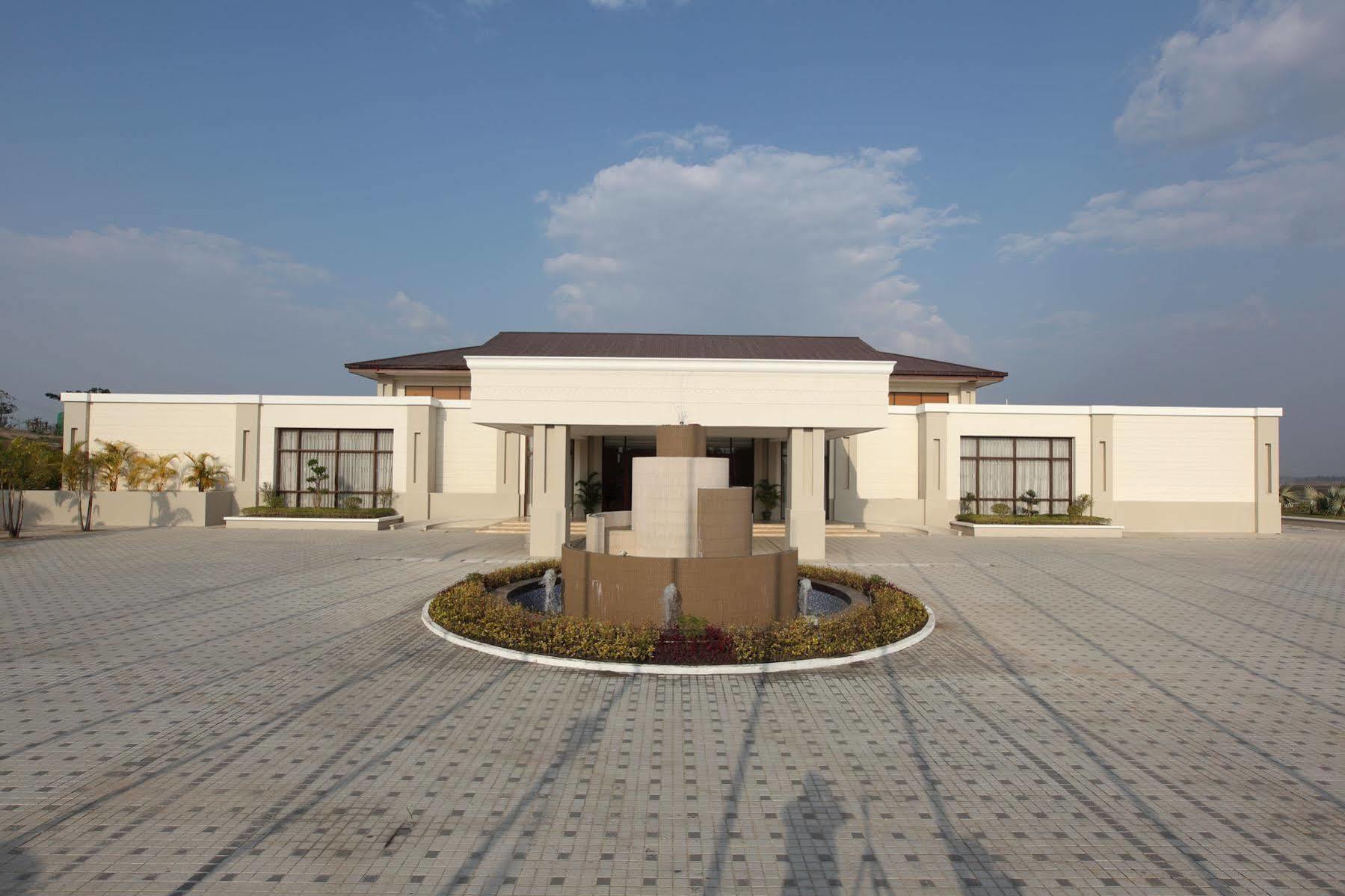 Hotel Max Nay Pyi Taw Naypyidaw Buitenkant foto