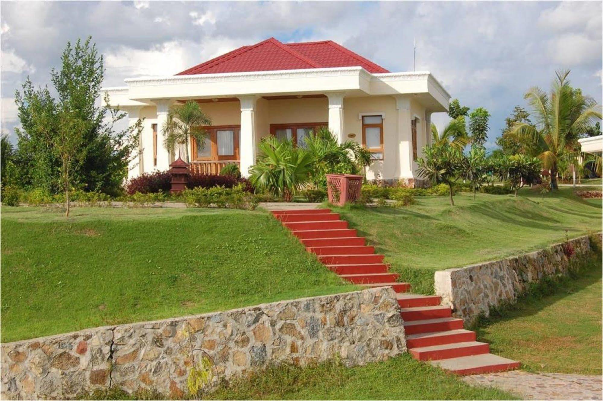 Hotel Max Nay Pyi Taw Naypyidaw Buitenkant foto