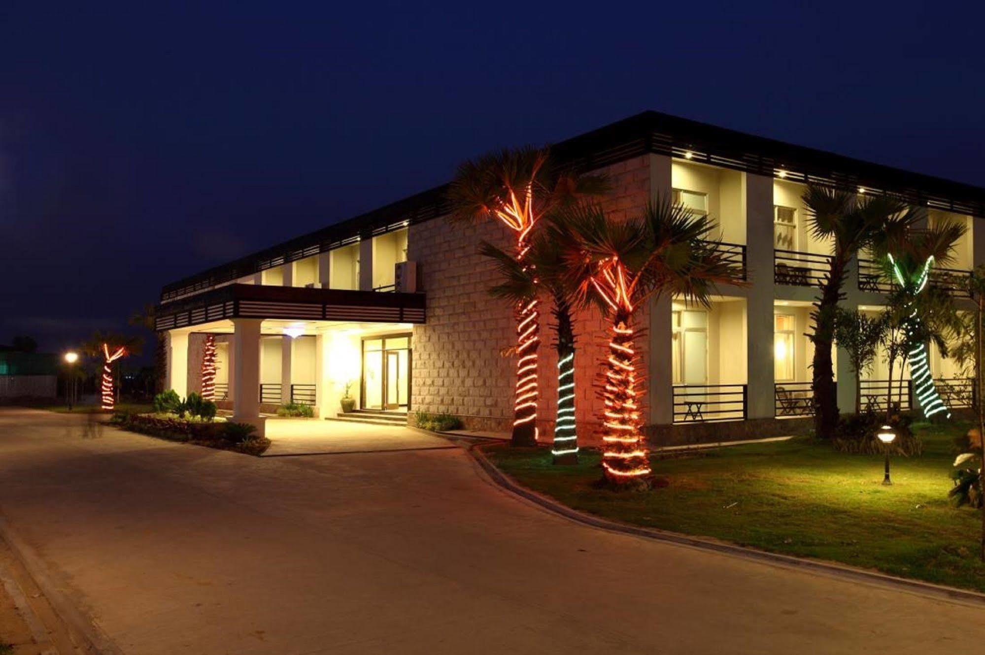 Hotel Max Nay Pyi Taw Naypyidaw Buitenkant foto